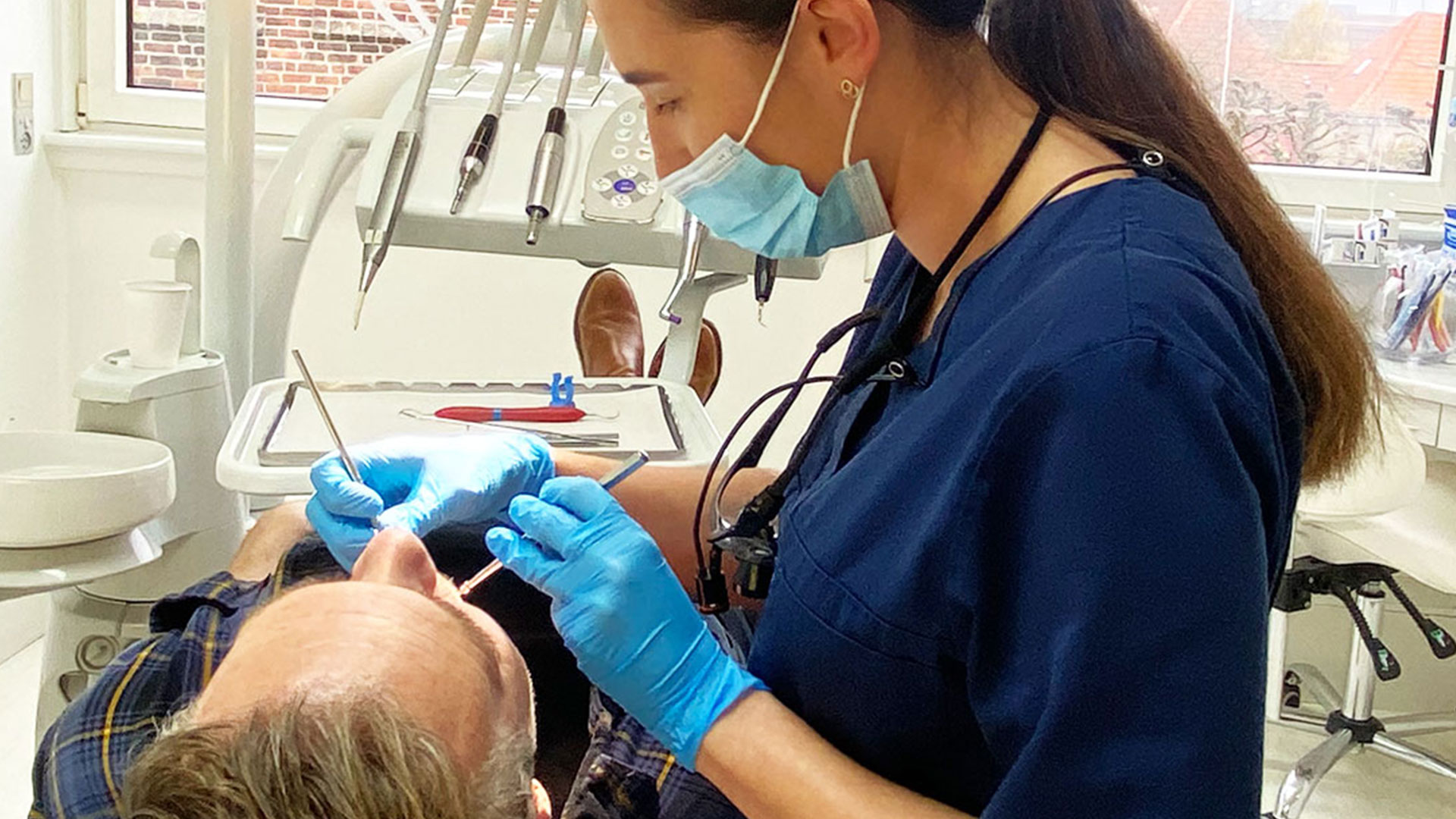 Tandlaege-Grenaa Tandlæge Grenaa